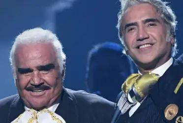 Alejandro Fernández plagio a su padre durante uno de sus conciertos 