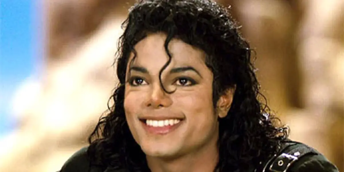 Conoce la vez que Michael Jackson invitó a una famosa actriz mexicana a cantar con él