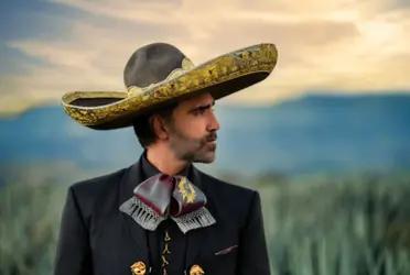 Conoce lo que cuesta cada uno de los exclusivos trajes de charro de Alejandro Fernández