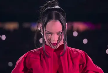 Rihanna aprovechó el Halftime Show para mandar aterradores mensajes de sus creencias 
