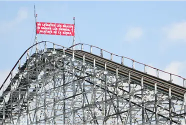 A poco menos de tres años del incidente, esta semana iniciaron los trabajos de desmantelamiento de las grandes atracciones.