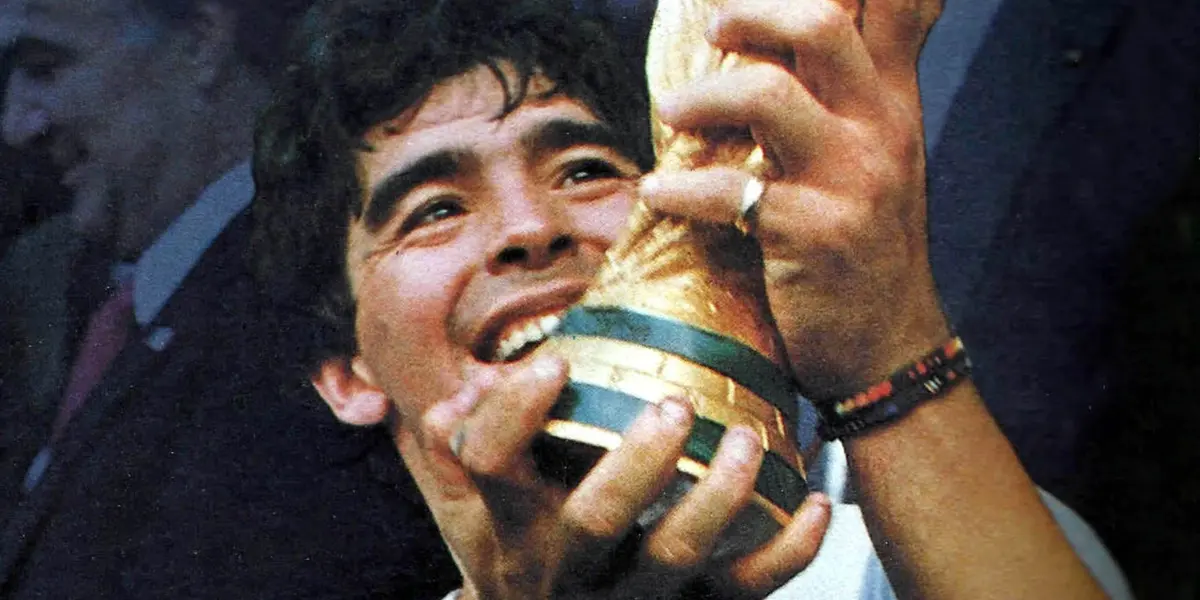 Descubre las cabalas y los actos para evitar la mala suerte que tenía Maradona 