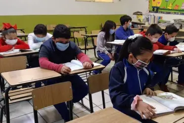 En este primer lunes, en educación básica se registró una asistencia de un millón 589 mil 149 estudiantes lo que representa el 95.7% de la totalidad de la matrícula.