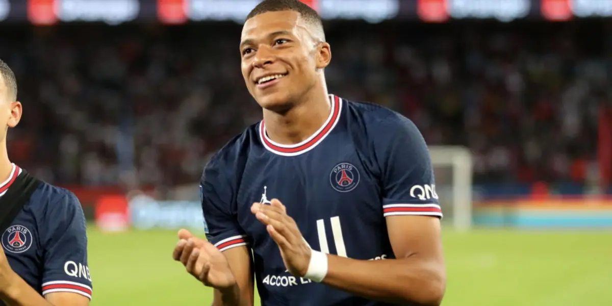 Kylian Mbappé y su lujosa colección de coches que no puede manejar