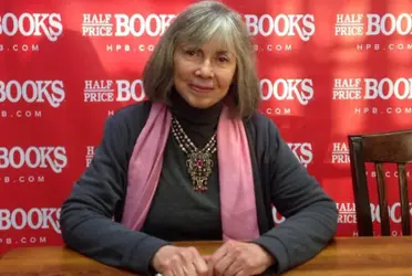 La escritora estadounidense Anne Rice, que saltó a la fama tras publicar en 1976 su novela “Entrevista con el vampiro”, murió a los 80 años a causa de las complicaciones de un derrame cerebral, según confirmó su hijo.