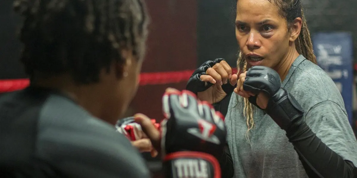 Netflix lanzó el tráiler oficial de 'Herida', drama de artes marciales mixtas. Se trata de una historia triunfal sobre una luchadora que recupera su entereza dentro y fuera del ring cuando todo el mundo la daba ya por noqueada.