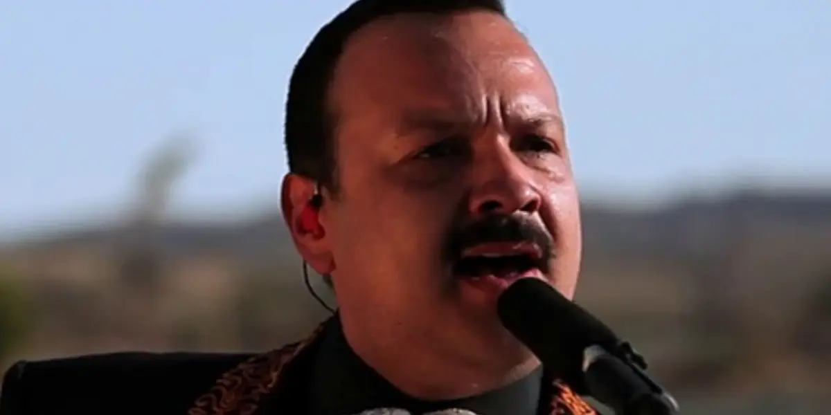 Pepe Aguilar tiene una canción dedicada al interés que tienen las mujeres por el dinero