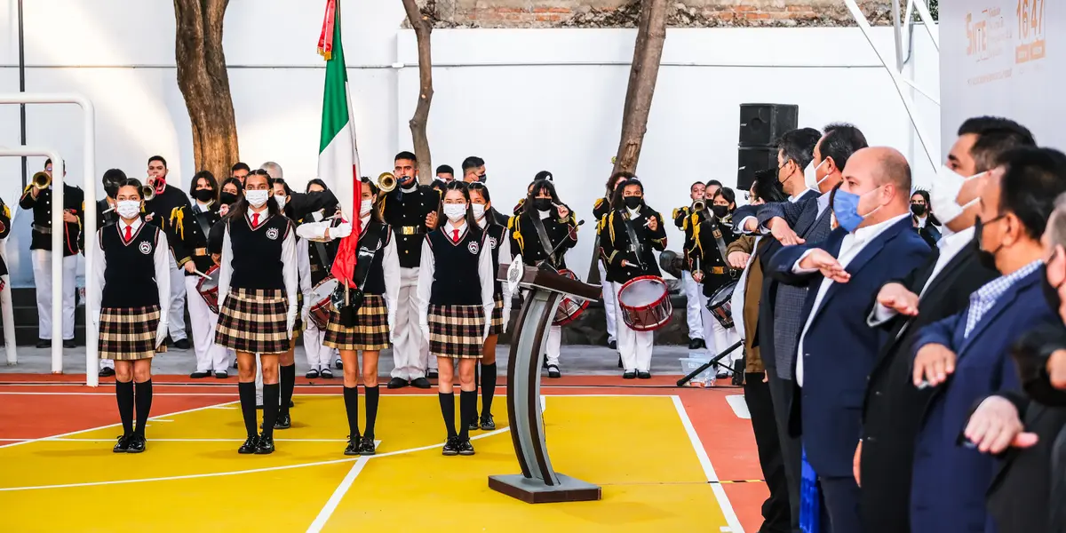 Tras las vacaciones de invierno, la Mesa de Salud optó por mantener las primeras dos semanas de clases en formato virtual y la vuelta a las aulas para los alumnos será hasta el 17 de enero del 2022.